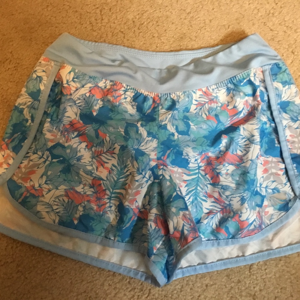 Blue and orange floral print active short